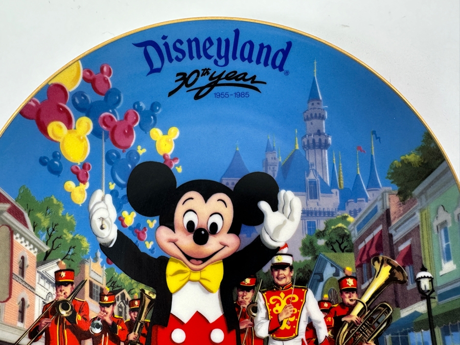 Disneyland 30th Year Anniversary Limited Edition Collector Plate 1955-1985 8.5W [Photo 3]