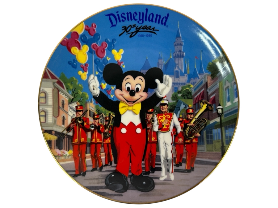 Disneyland 30th Year Anniversary Limited Edition Collector Plate 1955-1985 8.5W