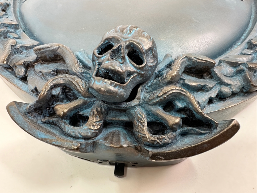 Disneyland's The Haunted Mansion Full Size Talking Gate Plaque Paul Frees's Ghost Host Speaks Limited Edition 500 (Note That The Internal Plastic Battery Enclosure Has Been Repaired) - Working 13.5 X 23' [Photo 5]