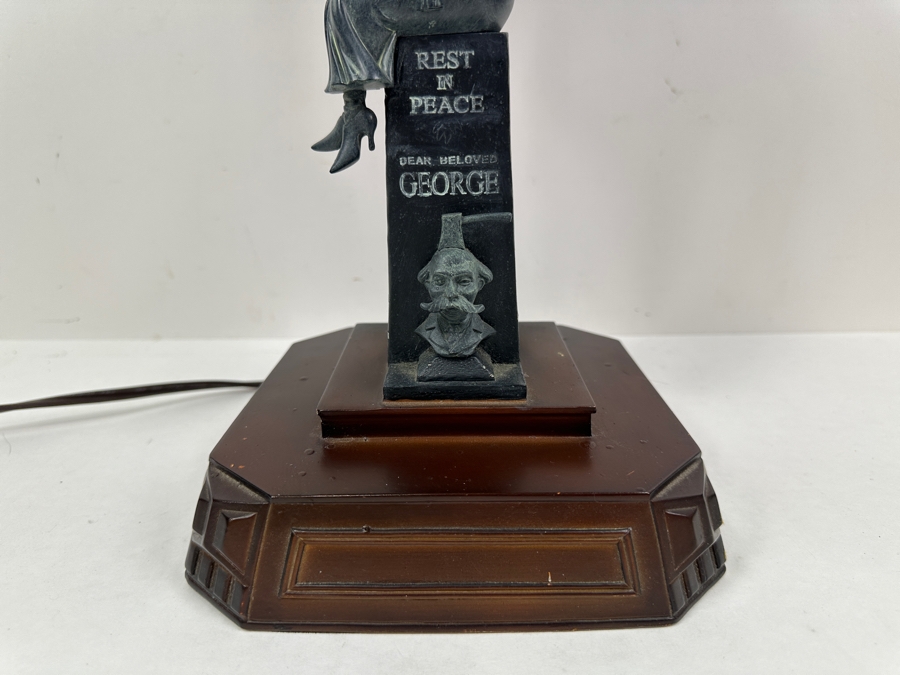 The Haunted Mansion Disneyland Stained Glass Lamp Designed By Jody Daily Limited Edition Of 999 Walt Disney Collectibles 21'H [Photo 15]