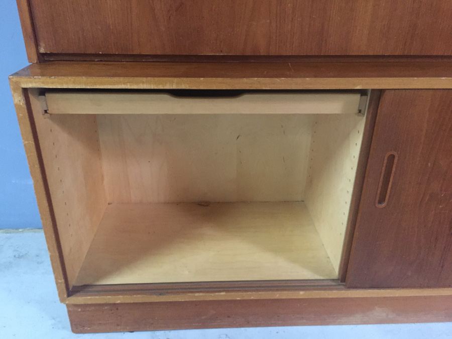 Hundevad Denmark Teak Danish Cabinet [Photo 12]