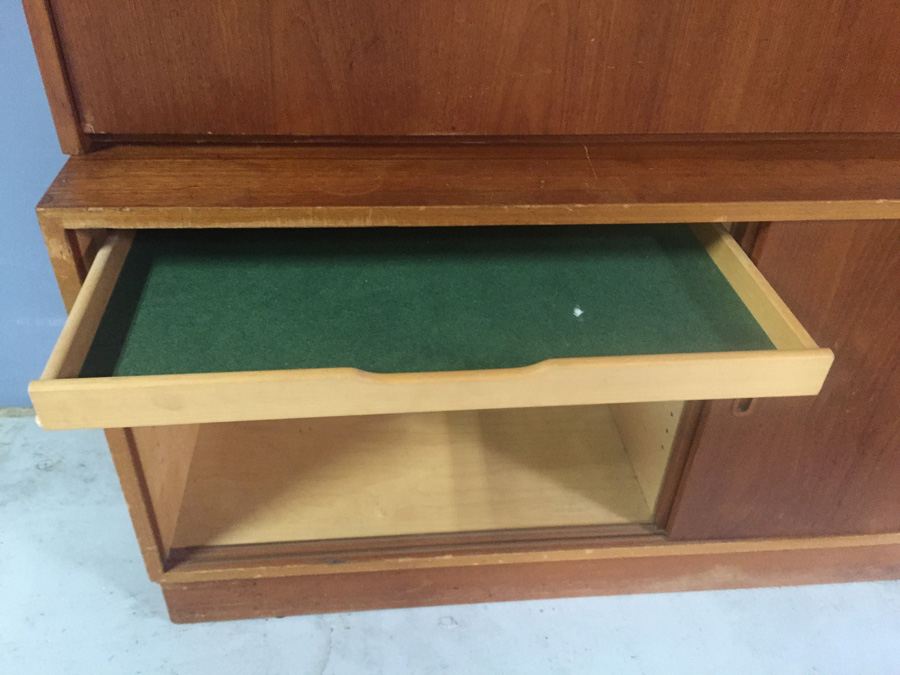 Hundevad Denmark Teak Danish Cabinet [Photo 13]