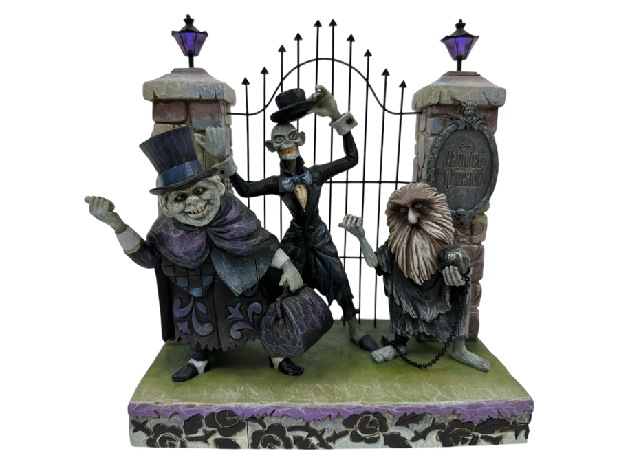 Walt Disney Showcase Collection Disney Traditions 'Haunted Mansion: Hitchhiking Ghosts' The Haunted Mansion 40th Anniversary Enesco 7.5W X 4D X 9H