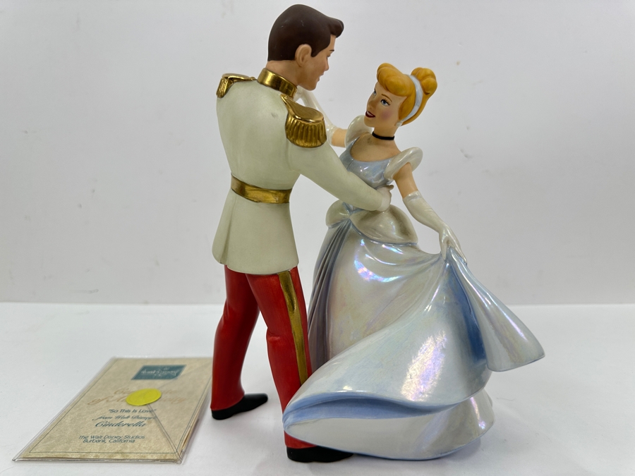 Walt Disney Classics Collection WDCC Figurine 'So This Is Love' From Walt Disney's Cinderella With COA 9H [Photo 2]