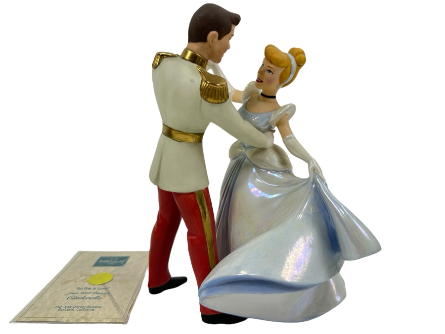 Walt Disney Classics Collection WDCC Figurine 'So This Is Love' From Walt Disney's Cinderella With COA 9H [Photo 1]