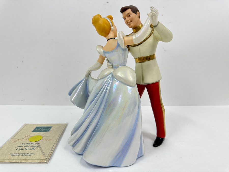 Walt Disney Classics Collection WDCC Figurine 'So This Is Love' From Walt Disney's Cinderella With COA 9H [Photo 7]