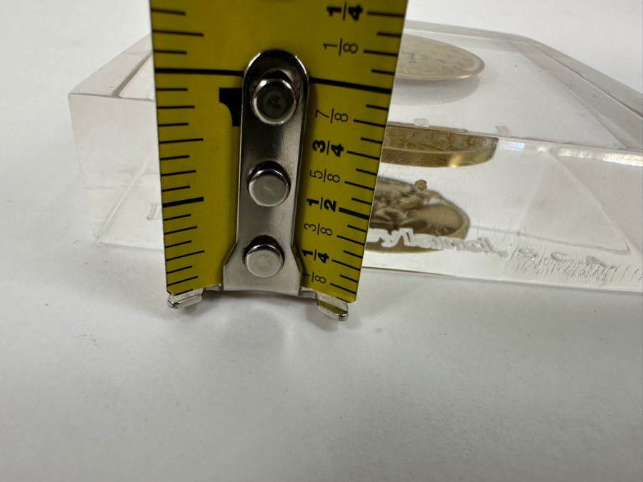 Vintage 1987 Euro Disneyland Opening 1992 Inauguration Commemorative Coin Encased In Lucite 3.5 X 3.5 [Photo 11]