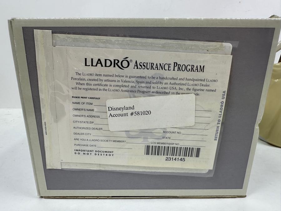 Vintage Signed Lladro Snow White Figurine With Original Box Signed On Bottom 9.25H [Photo 13]