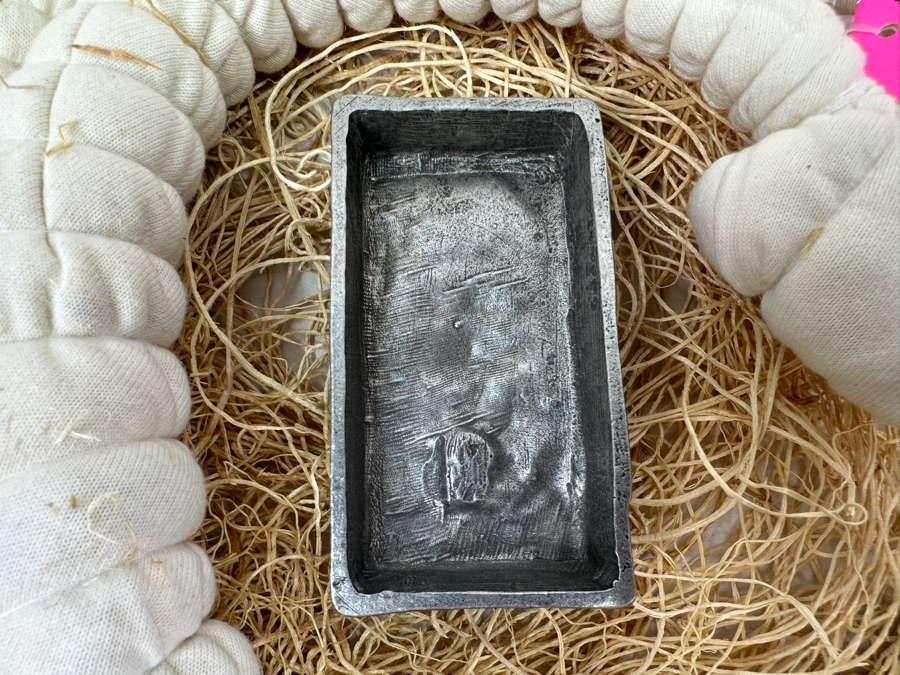 New In Original Box Indiana Jones Adventure Disneyland 1995 Snake That Turns Into A Shirt Adult XL Plus Indiana Jones Adventure Disneyland 1995 Souvenir Paperweight Plaque [Photo 9]