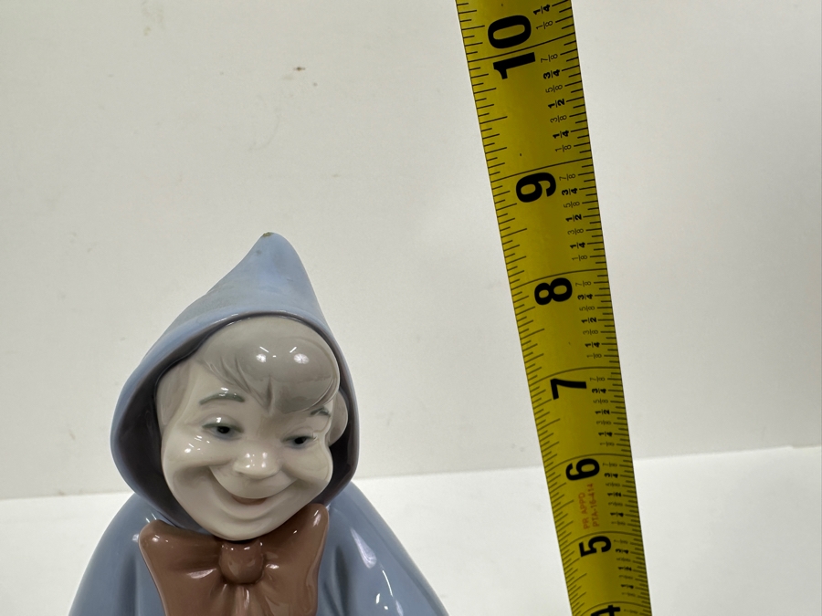 Vintage 1994 Lladro Official Disneyana Convention 1994 Limited Edition Cinderella And The Fairy Godmother Signed By M. C. Lladro 8W X 9H [Photo 17]