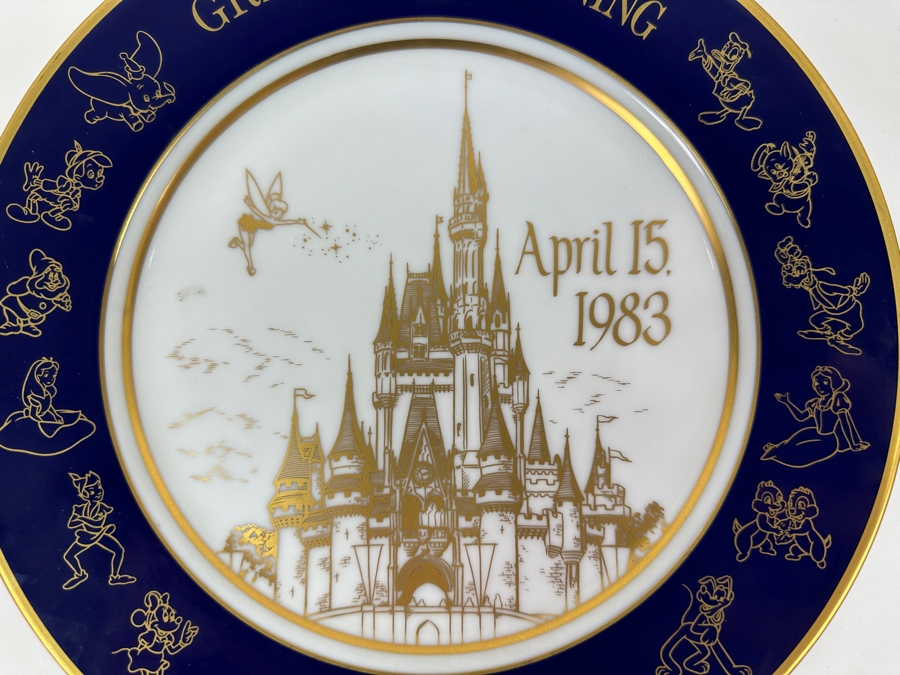 Limited Edition Tokyo Disneyland Grand Opening Commemorative Plate 10'W [Photo 2]
