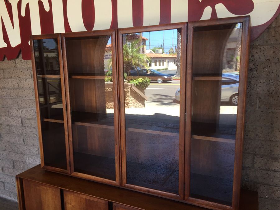 Mid-century Modern Credenza Hutch Cabinet [Photo 20]