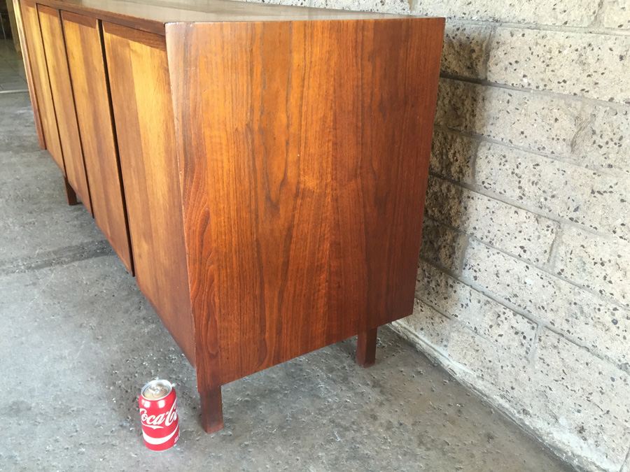 Mid-century Modern Credenza Hutch Cabinet [Photo 7]