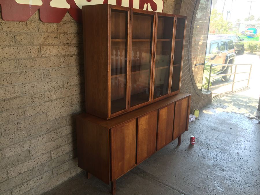 Mid-century Modern Credenza Hutch Cabinet [Photo 25]