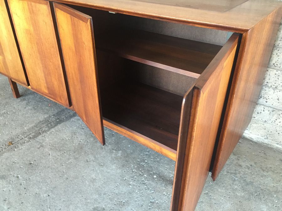 Mid-century Modern Credenza Hutch Cabinet [Photo 18]