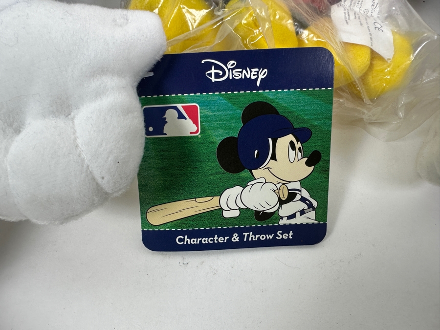 Mickey Mouse & Minnie Mouse Disney Plush Toys [Photo 6]