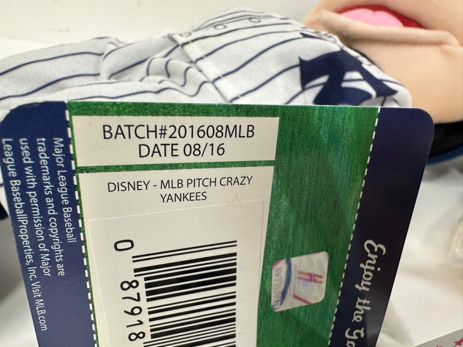 Mickey Mouse & Minnie Mouse Disney Plush Toys [Photo 12]