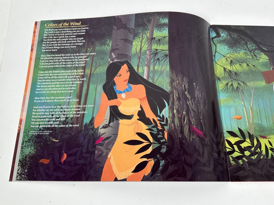 Walt Disney Pocahontas The Premier In The Park The Great Lawn In Central Park New York June 10th 1995 Program [Photo 4]