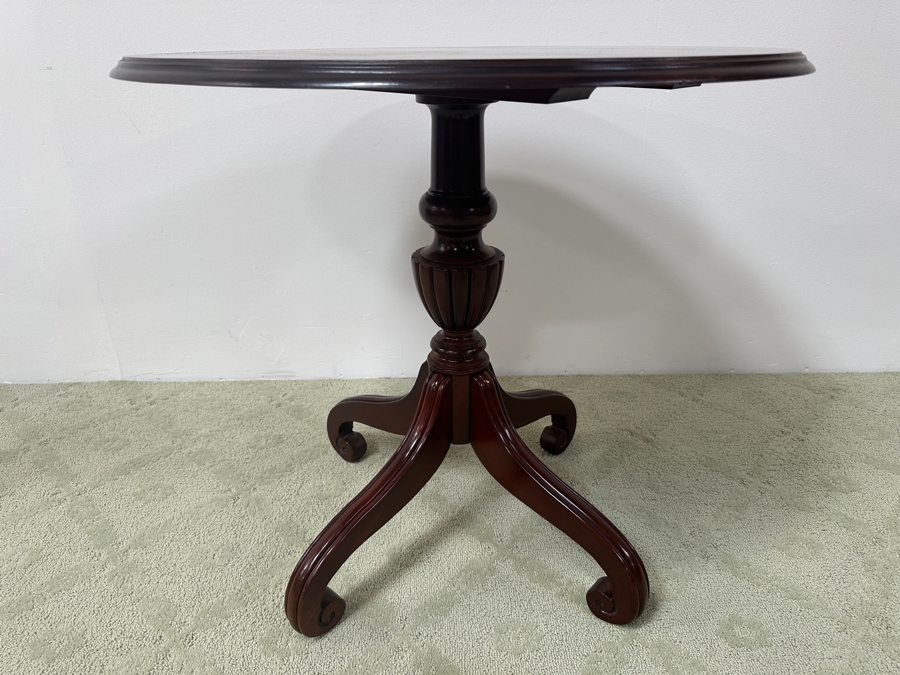 Just Added - Ethan Allen Georgian Court Pedestal Table 29.5W X 28H [Photo 5]
