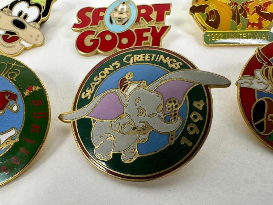 (6) Vintage Disneyland Disney Trading Pins [Photo 3]