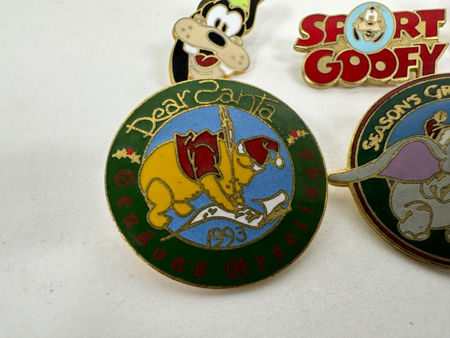 (6) Vintage Disneyland Disney Trading Pins [Photo 2]