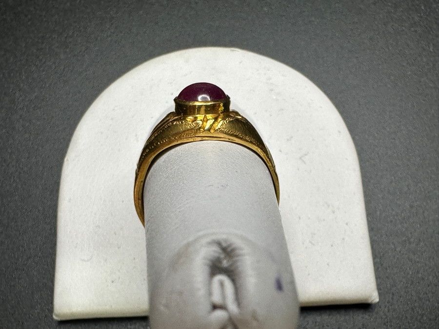 22k Gold Ring with 6.5mm Cabochon Ruby 8.8g Size 9.25 Retails $2,800 [Photo 7]
