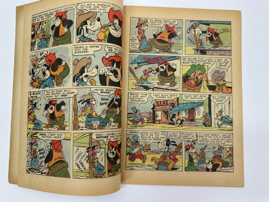 Vintage 1953 Walt Disney's Goofy Dell Comic Book #468 [Photo 5]