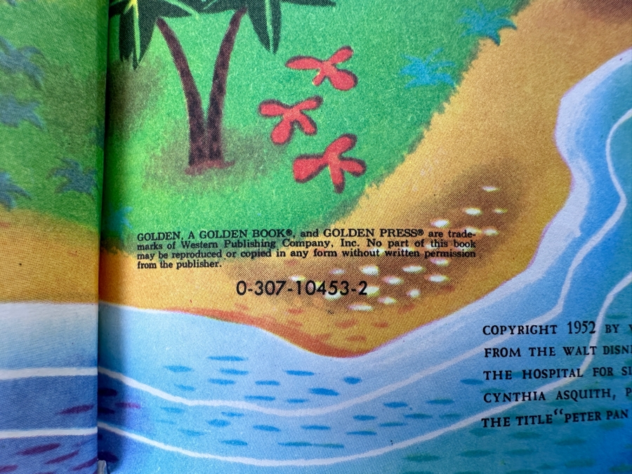 Vintage 1952 Walt Disney's Peter Pan Golden Book [Photo 5]