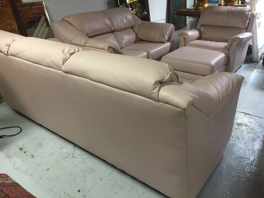 Leather Sofa Loveseat Chair Ottoman 4-Piece Set [Photo 25]