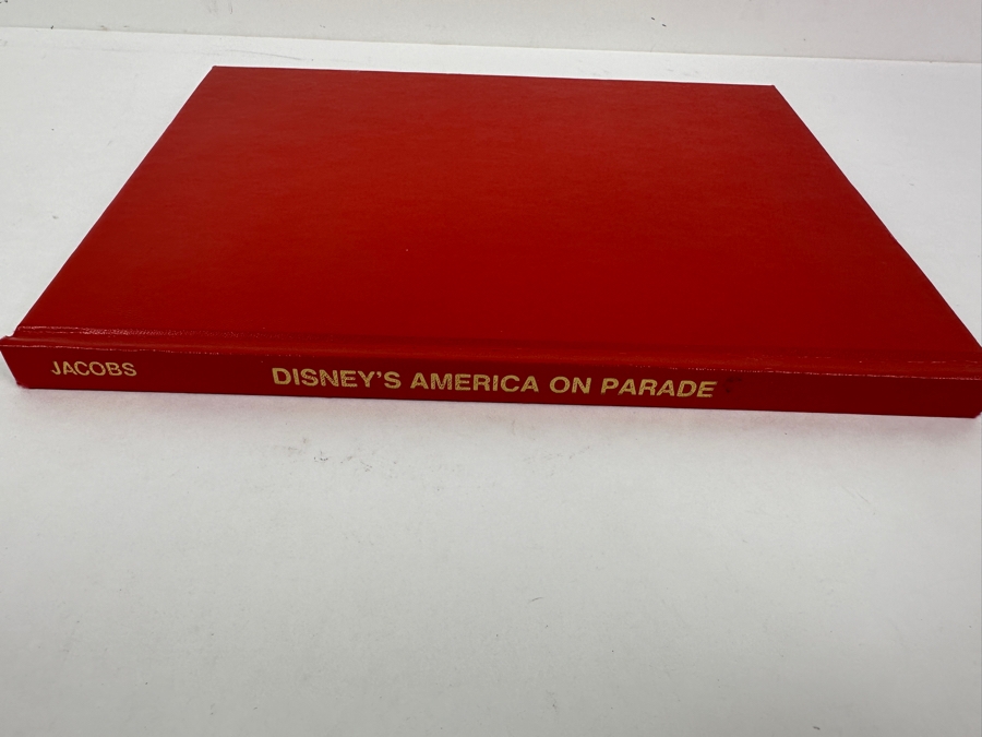 Vintage 1975 Hardcover Book Disney's America On Parade [Photo 3]