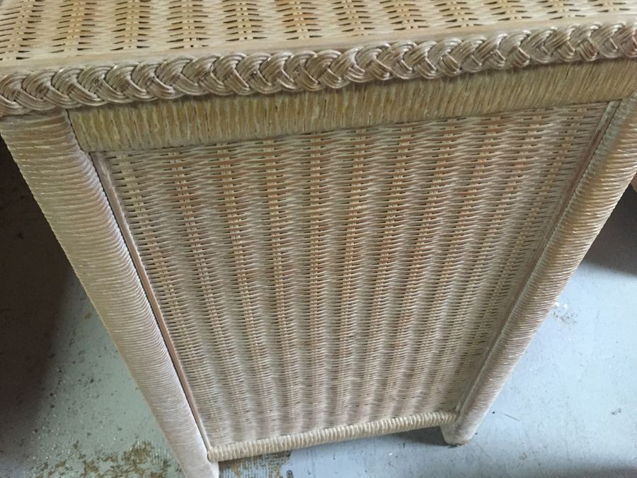 Wicker 6-Drawer Dresser [Photo 9]