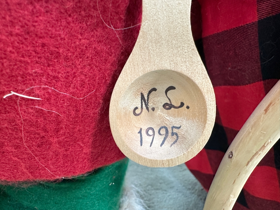 4' Tall Handmade Santa Claus Figure Signed N. L. Made By Fallbrook, CA Artist Vintage 1995 [Photo 7]