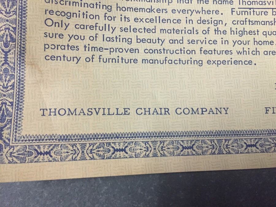 Thomasville Drum Table with Flagstone Top [Photo 4]