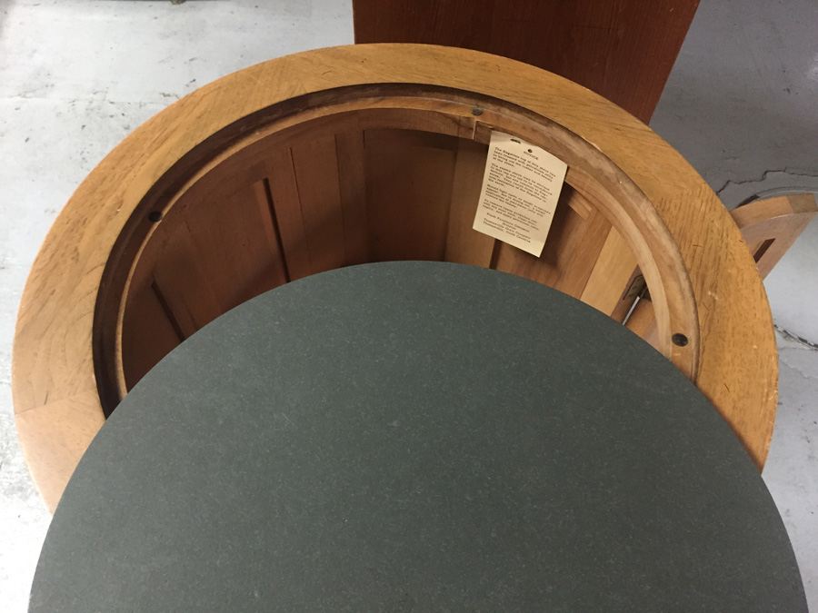 Thomasville Drum Table with Flagstone Top [Photo 8]