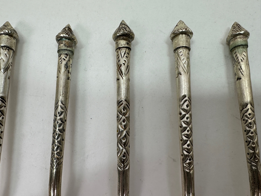 Just Added - (8) Vintage Silverplate Spoons 4.5'L [Photo 3]