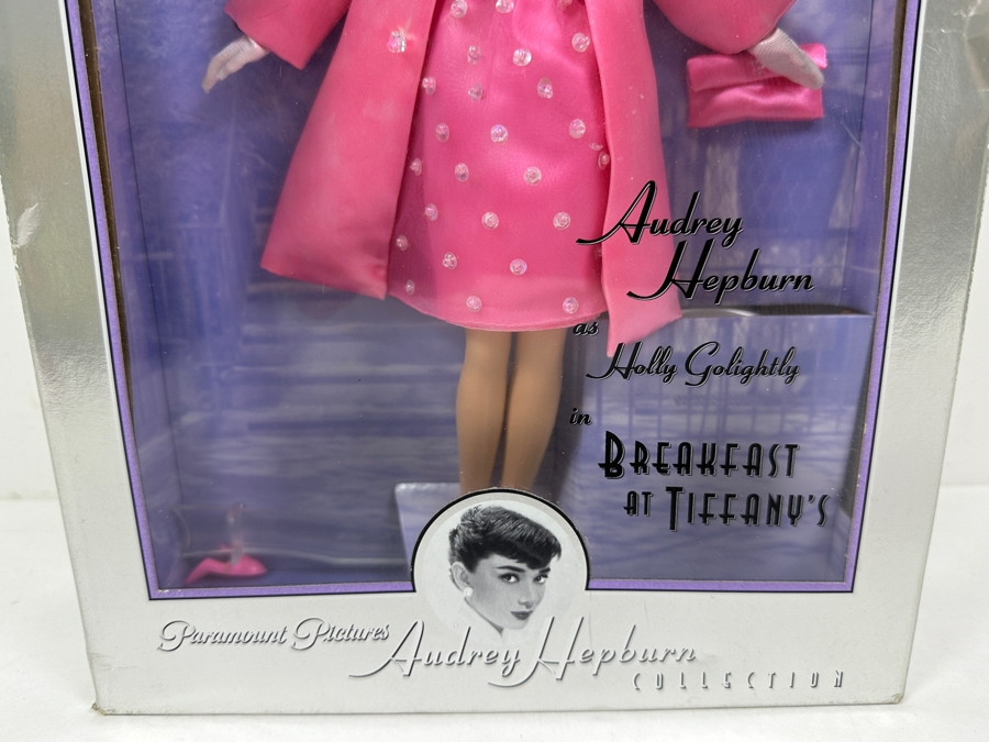 Vintage 1998 Mattel Barbie Classic Edition Audrey Hepburn As Holly Golightly In Breakfast At Tiffany's In Box 20665 [Photo 3]