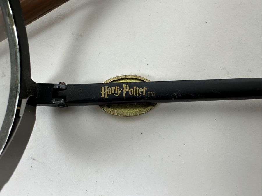 Harry Potter Lot With Glasses, Flag, Sign & Wand [Photo 4]
