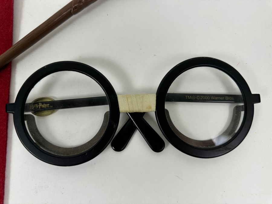 Harry Potter Lot With Glasses, Flag, Sign & Wand [Photo 3]