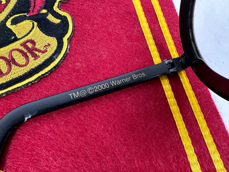 Harry Potter Lot With Glasses, Flag, Sign & Wand [Photo 6]