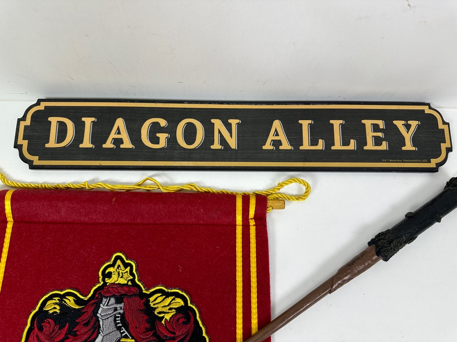 Harry Potter Lot With Glasses, Flag, Sign & Wand [Photo 8]