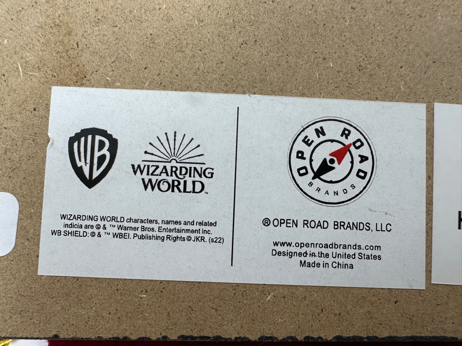 Harry Potter Lot With Glasses, Flag, Sign & Wand [Photo 12]