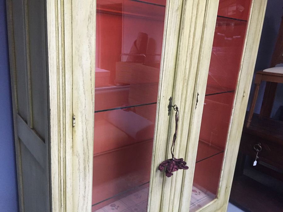 Vintage Painted Lockable Display Cabinet with Glass Shelves and Lighting [Photo 10]