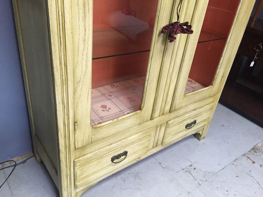 Vintage Painted Lockable Display Cabinet with Glass Shelves and Lighting [Photo 9]