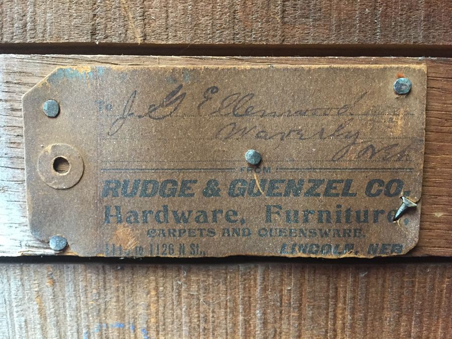 Vintage Painted Lockable Display Cabinet with Glass Shelves and Lighting [Photo 3]