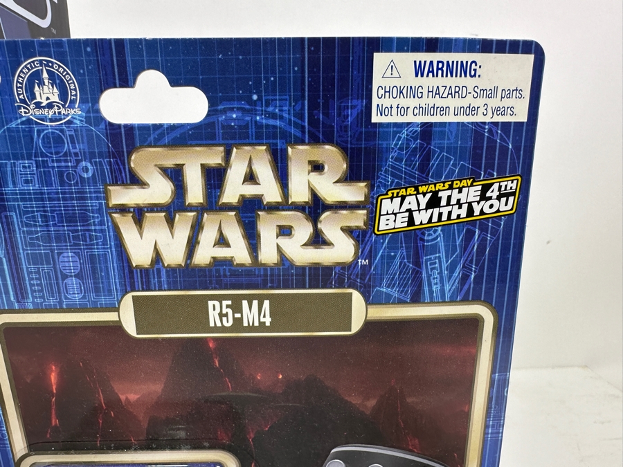 New Star Wars Darth Vader Nutcracker, New Disney Star Wars R2-D60 Droid & New Disney Star Wars R5-M4 Droid [Photo 7]