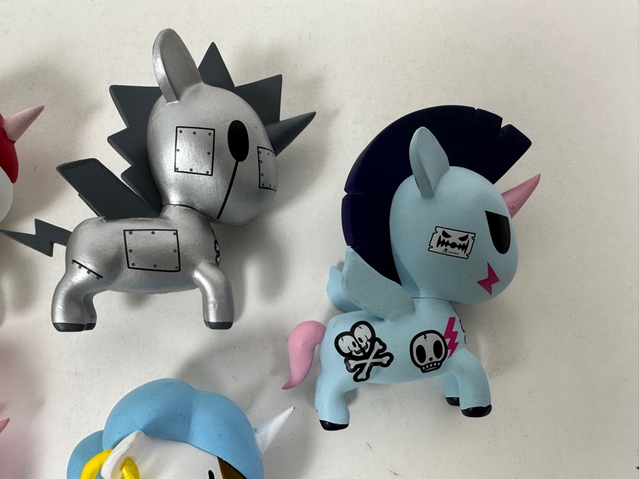 (8) Tokidoki Unicorno Vinyl Figurines 2.5'H [Photo 4]