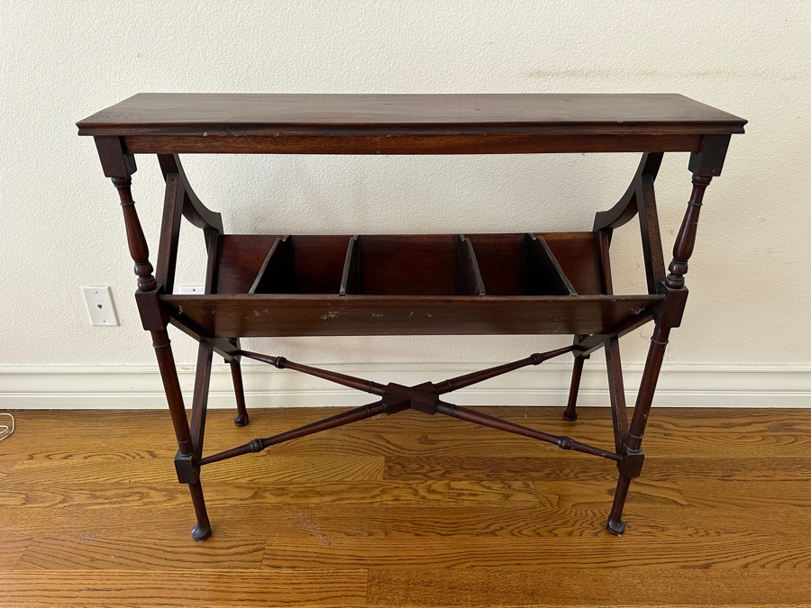 Stunning Mahogany Book Trough 36.5W X 15D X 33.5H [Photo 8]