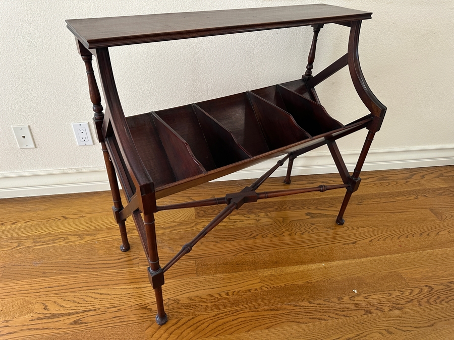 Stunning Mahogany Book Trough 36.5W X 15D X 33.5H [Photo 5]