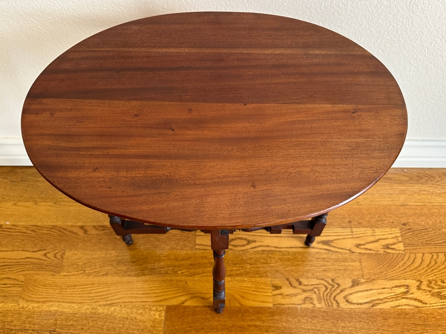 Vintage Gateleg Oval Folding Table 24W X 17D X 24.5H [Photo 4]