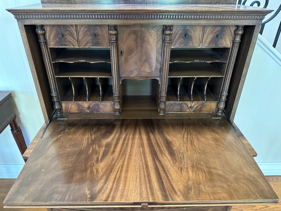 Just Added - Stunning Secretary Flints Fine Furniture 36.5W X 20D X 54H [Photo 5]